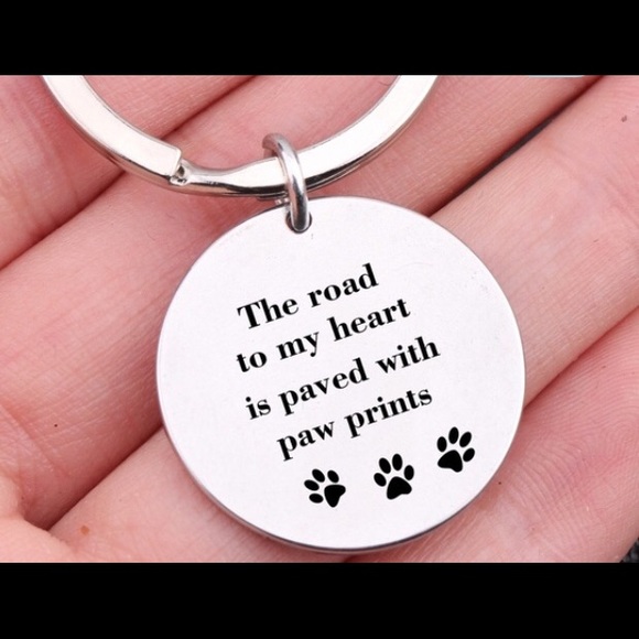 Dog 🐕 Cat 🐱 Keychain - Picture 2 of 7